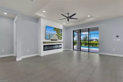 3943 Black Eagle Ln, Fort Myers, FL 33966 - Photo 9