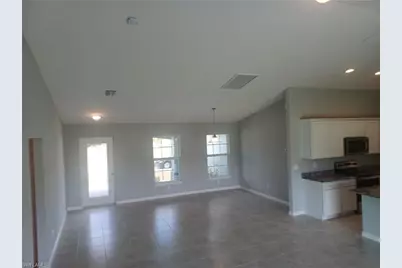 417 SW 26th Ave, Cape Coral, FL 33991 - Photo 11