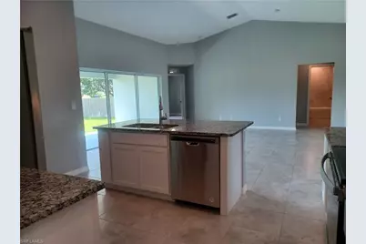 417 SW 26th Ave, Cape Coral, FL 33991 - Photo 9