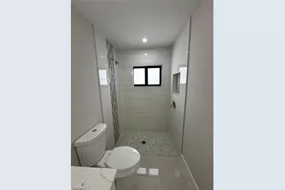 405-407 Chalet Ave S, Lehigh Acres, FL 33974 - Photo 17