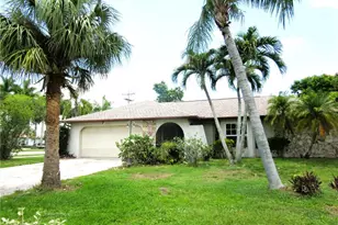 628 SE 19th Ln, Cape Coral, FL 33990 - Photo 1