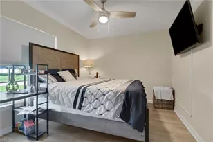 327 SW 31st St, Cape Coral, FL 33914 - Photo 15
