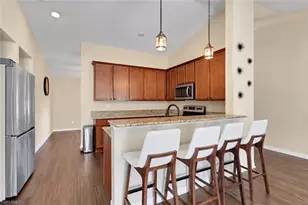 327 SW 31st St, Cape Coral, FL 33914 - Photo 7