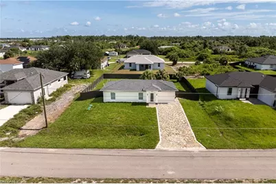 413 Eisenhower Blvd, Lehigh Acres, FL 33974 - Photo 27