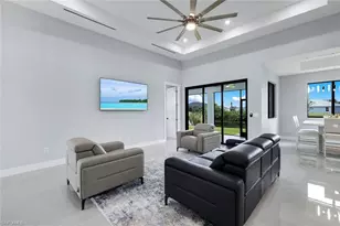 313 NE 5th Terrace, Cape Coral, FL 33909 - Photo 7