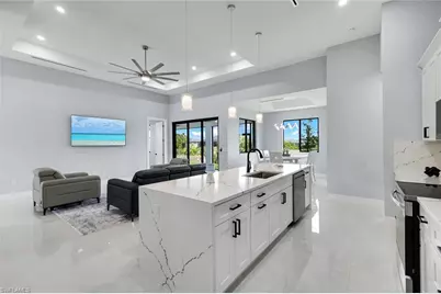 313 NE 5th Ter, Cape Coral, FL 33909 - Photo 13