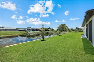 313 NE 5th Terrace, Cape Coral, FL 33909 - Photo 29