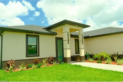 124 SE 2nd Ave, Cape Coral, FL 33990 - Photo 5