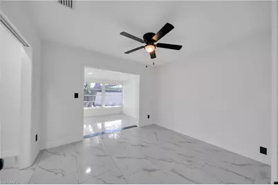 139 E Lake Dr, Lehigh Acres, FL 33936 - Photo 29