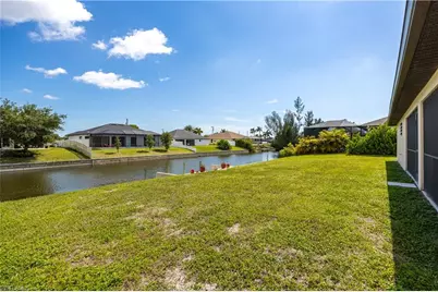 324 SW 21st Ter, Cape Coral, FL 33991 - Photo 33