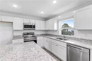 726 Camilla St E, Lehigh Acres, FL 33974 - Photo 5
