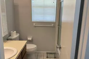 13520 Stratford Pl Cir, Fort Myers, FL 33919 - Photo 17