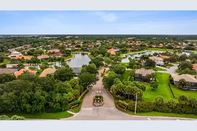 11713 Pine Timber Ln, Fort Myers, FL 33913 - Photo 5