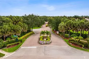 11713 Pine Timber Ln, Fort Myers, FL 33913 - Photo 9