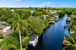 209 Kingston Dr, Fort Myers, FL 33905 - Photo 1
