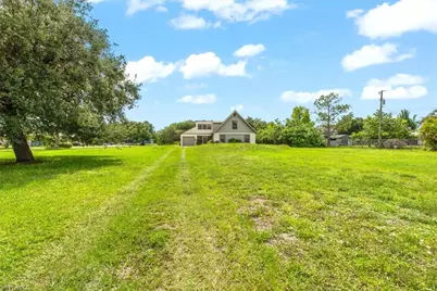 4981 Skates Cir, Fort Myers, FL 33905 - Photo 3