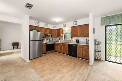 4981 Skates Cir, Fort Myers, FL 33905 - Photo 15