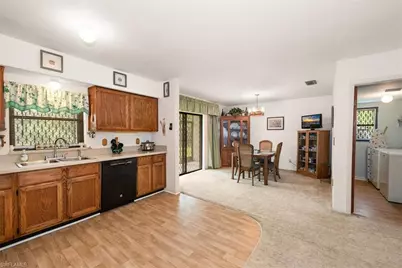 4981 Skates Cir, Fort Myers, FL 33905 - Photo 9