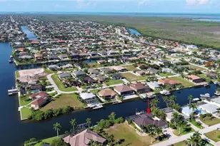 2808 SW 33rd Terrace, Cape Coral, FL 33914 - Photo 7