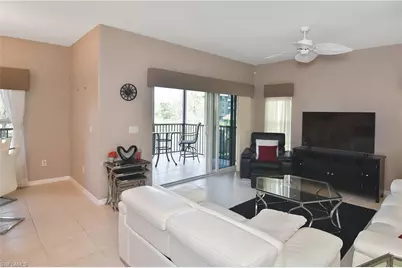 10021 Lake Cove Dr #101, Fort Myers, FL 33908 - Photo 9