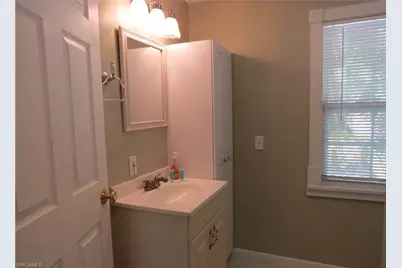 2704 2nd St, Fort Myers, FL 33916 - Photo 19