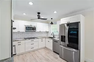 15180 Briar Ridge Cir, Fort Myers, FL 33912 - Photo 19