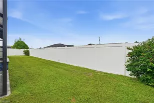2704 SW 15th Ave, Cape Coral, FL 33914 - Photo 39