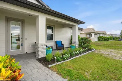 2704 SW 15th Ave, Cape Coral, FL 33914 - Photo 5