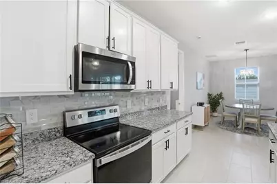 2704 SW 15th Ave, Cape Coral, FL 33914 - Photo 13