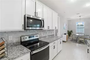 2704 SW 15th Ave, Cape Coral, FL 33914 - Photo 13