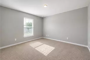 2728 NE 5th Pl, Cape Coral, FL 33909 - Photo 13