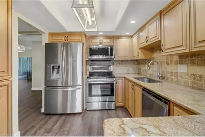 7115 Lakeridge Ct #110, Fort Myers, FL 33907 - Photo 11