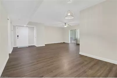 7115 Lakeridge Ct #110, Fort Myers, FL 33907 - Photo 9