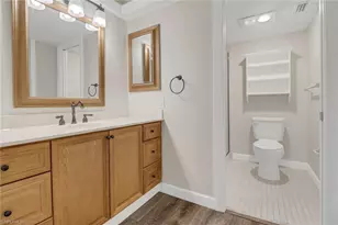 7115 Lakeridge Ct, Fort Myers, FL 33907 - Photo 17