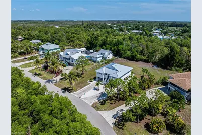 10810 Habitat Cir, Bokeelia, FL 33922 - Photo 47