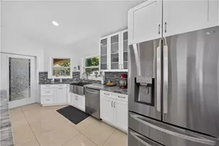 622 SE 10th Ave, Cape Coral, FL 33990 - Photo 11