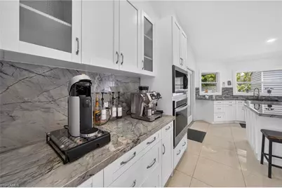 622 SE 10th Ave, Cape Coral, FL 33990 - Photo 15