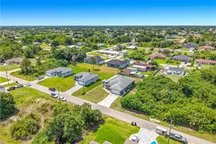 3907 11th St SW, Lehigh Acres, FL 33976 - Photo 35