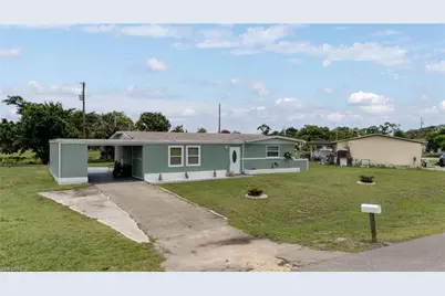 102 Oleander Rd, Lehigh Acres, FL 33936 - Photo 19