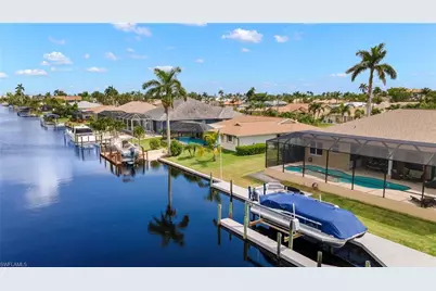1811 SE 37th Ter, Cape Coral, FL 33904 - Photo 25