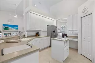 1811 SE 37th Terrace, Cape Coral, FL 33904 - Photo 7