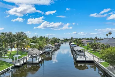 1319 SE 38th St, Cape Coral, FL 33904 - Photo 43