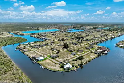 4612 NW 33rd Ter, Cape Coral, FL 33993 - Photo 43