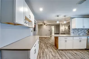 1131 SE 34th St, Cape Coral, FL 33904 - Photo 15