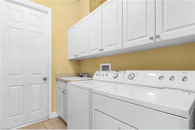 3517 SE 18th Ave, Cape Coral, FL 33904 - Photo 23