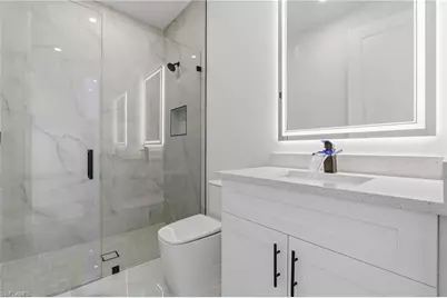 1030 NE 2nd Ave, Cape Coral, FL 33909 - Photo 21