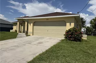 305 NW 22nd Pl, Cape Coral, FL 33993 - Photo 1