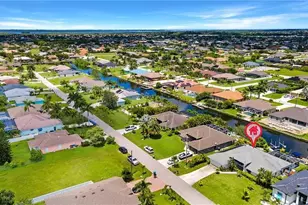 2101 SW 29th Terrace, Cape Coral, FL 33914 - Photo 33