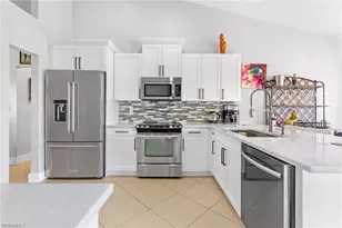 2101 SW 29th Terrace, Cape Coral, FL 33914 - Photo 7