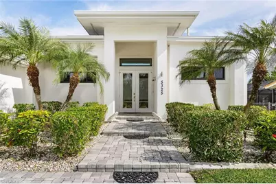 5325 Delano Ct, Cape Coral, FL 33904 - Photo 5